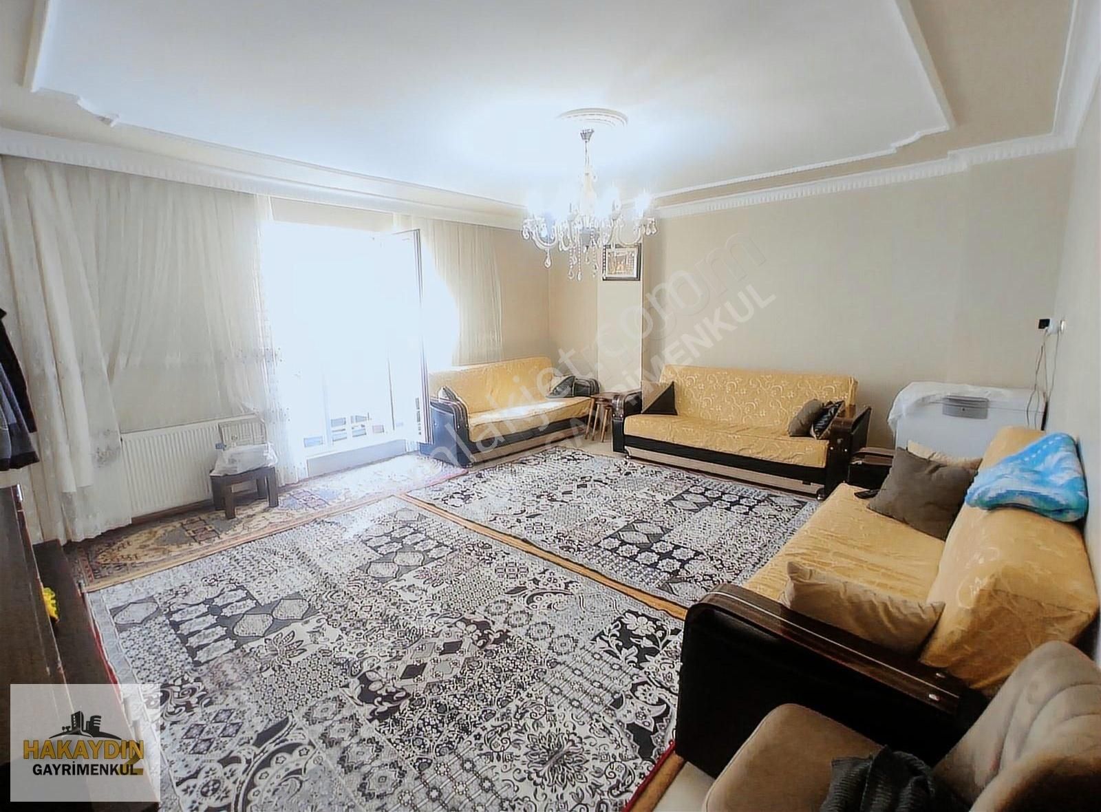 Hakaydın 2'den Satılık 3+1 140m² Ebeveyn Banyolu 1.kat Daire