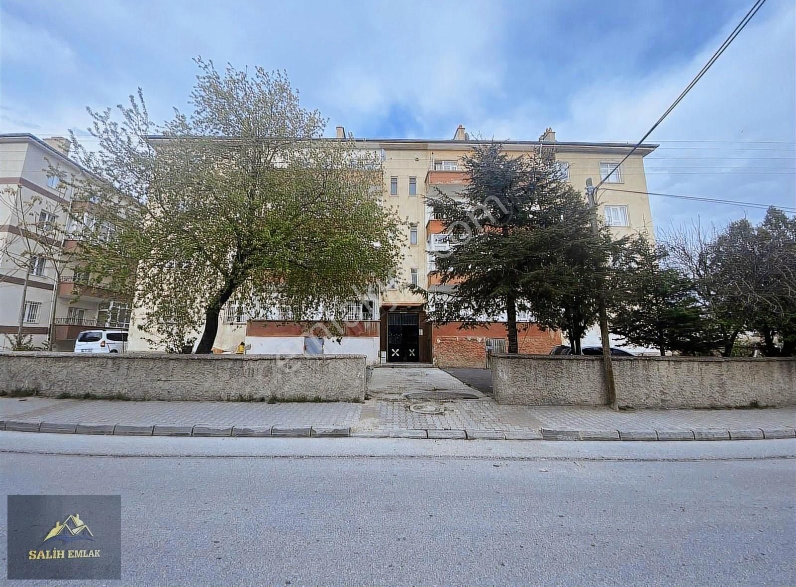 Salih Emlak Tan Odtü Civarı Masrafsız Kombili 3+1 Daire