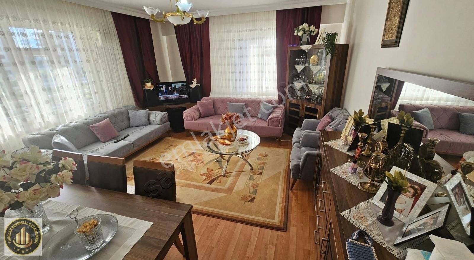 Bağcılar Aveya Cadesinde Acil Satılık 3+1 Daire
