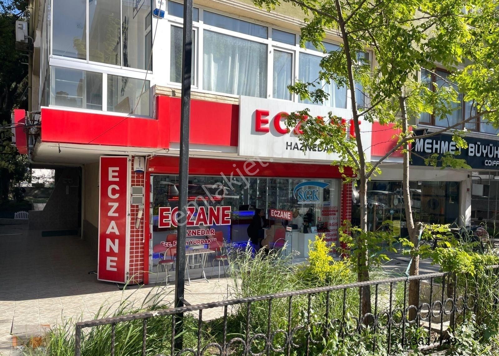 Tatlılar Gayrimenkul'den Merkezi Konumda Prestijli 40m2 Satılık Dükkan İş Yeri - Görsel 4