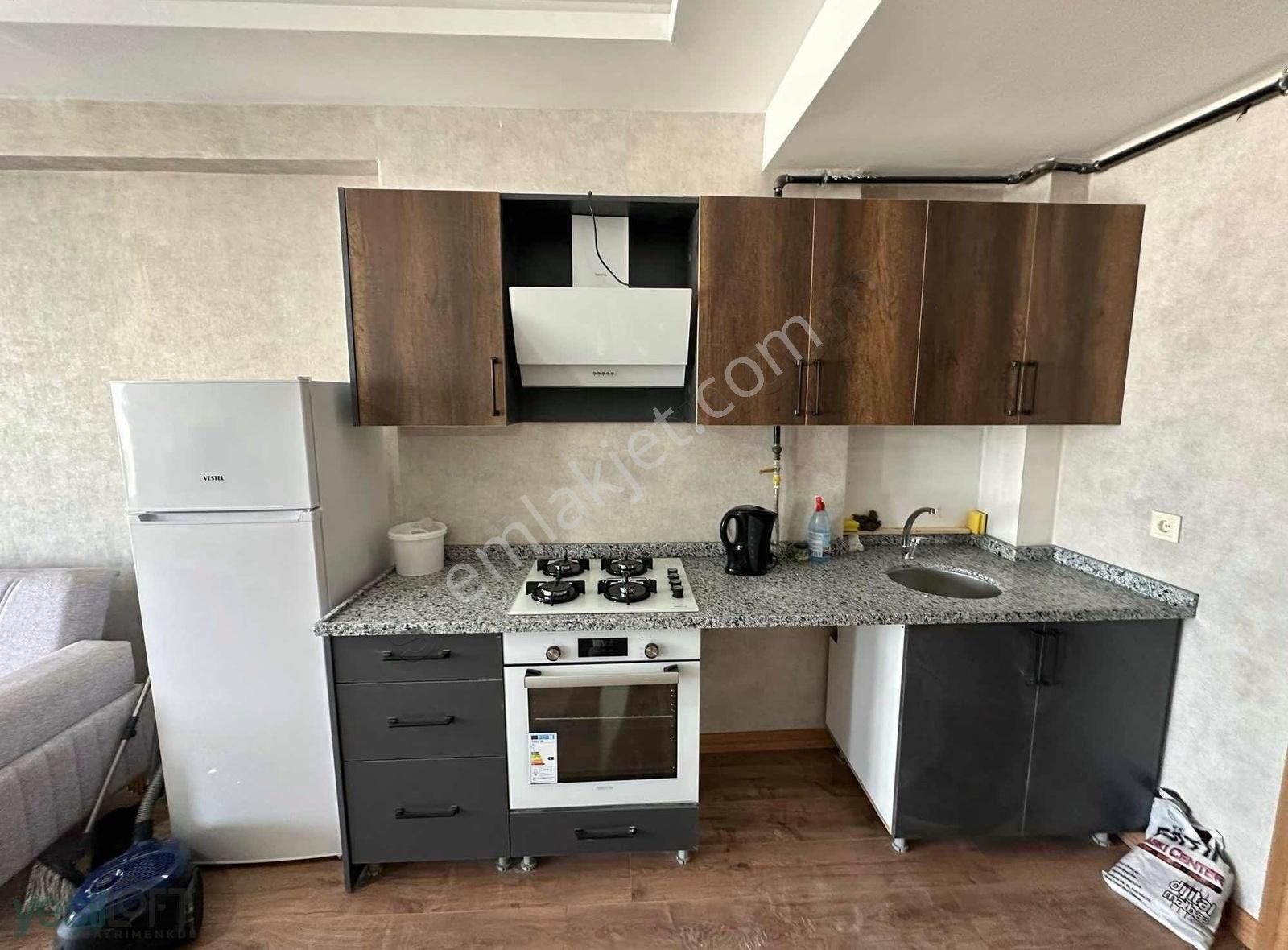Karaköprü De Eşyalı 1+1 Kiralık Daire