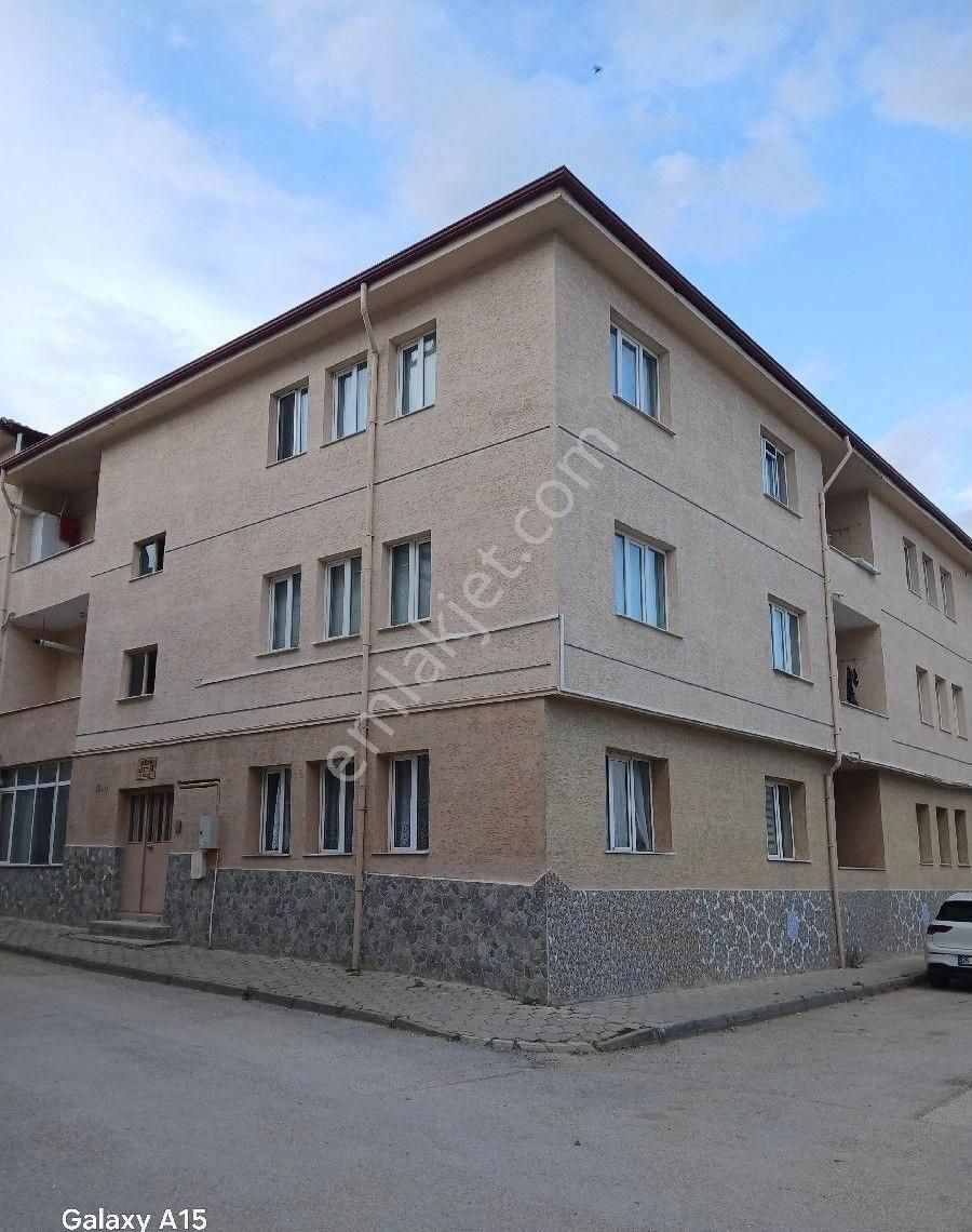 Eskişehir Çamlıca Mahallesi 3+1bakımlı Geniş Daire