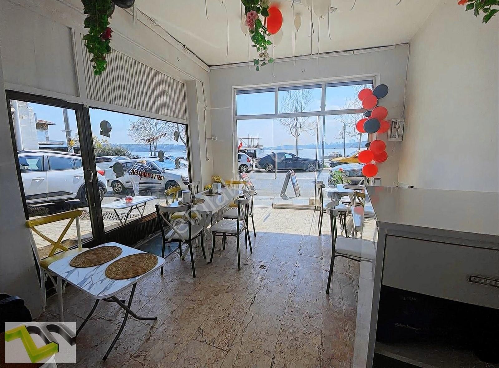 Beykoz Sahil Ve Cadde Üzeri Cafe Testorant