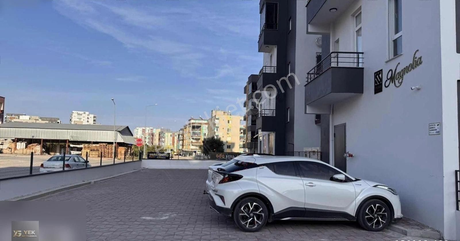 Alata Mah Bol Aktiviteli Havuzlu Ful Eşyalı Doğalgazlı 2+1 Daire