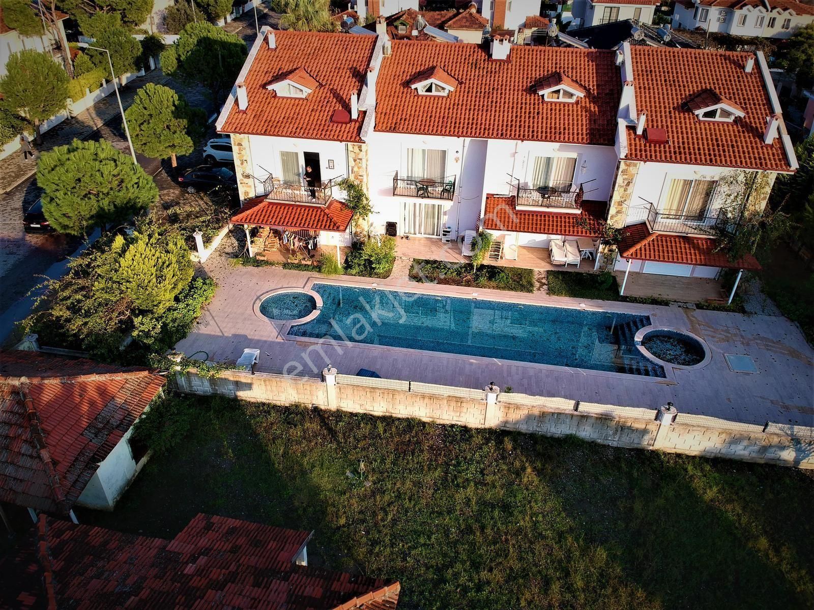Muğla Dalyanda Eşyalı Dubleks Yüzme Havuzlu Satılık 4+1 Daire