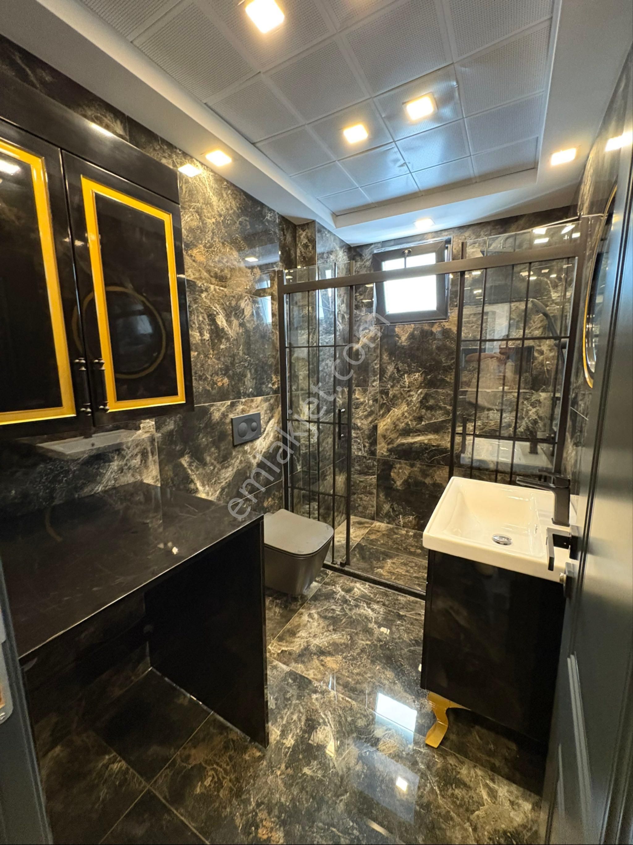 Tramvaya Cephe Sahil Karşısı Modern Yapılı 1+1 Daire - Görsel 3