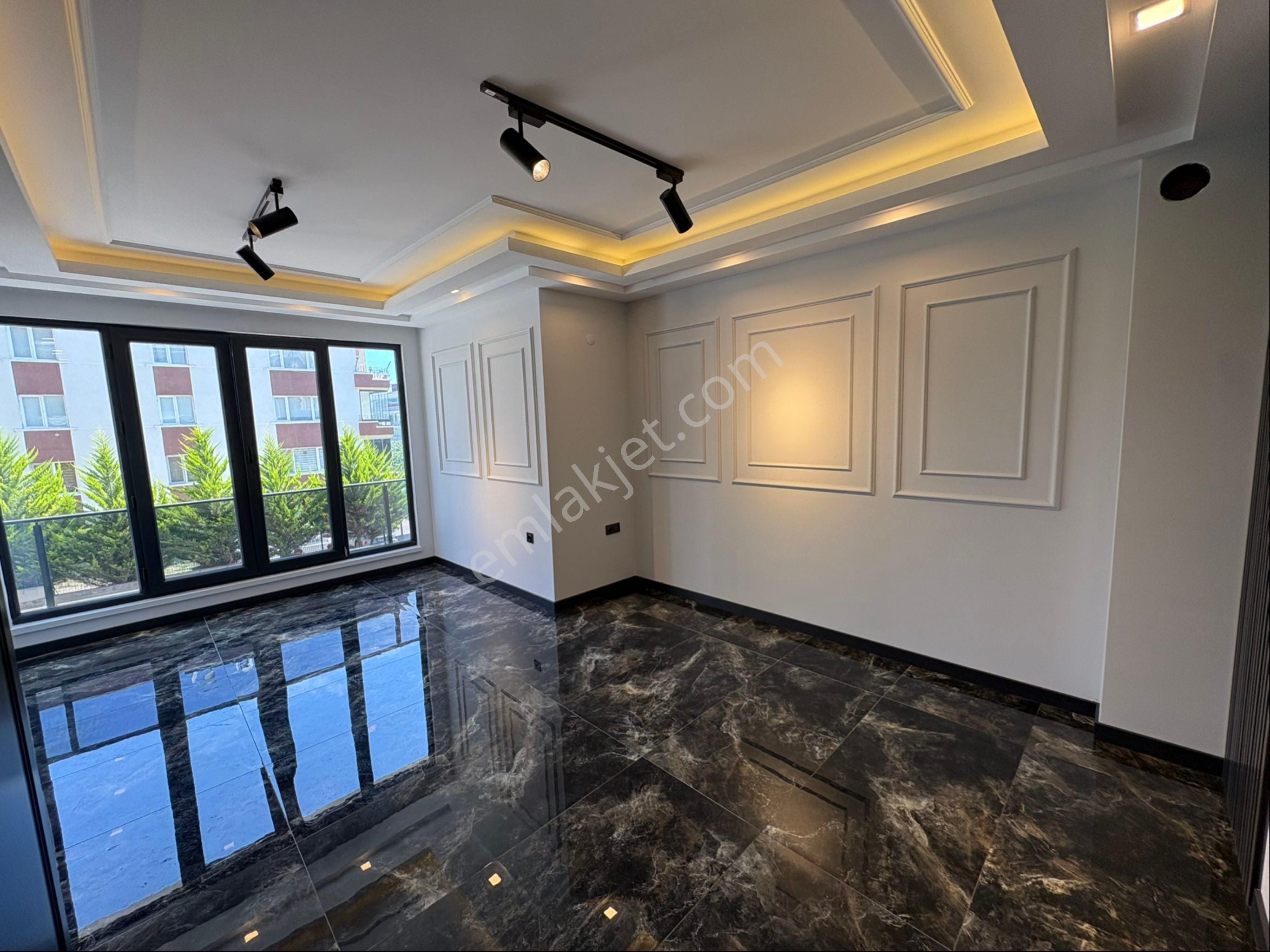 Tramvaya Cephe Sahil Karşısı Modern Yapılı 1+1 Daire - Görsel 8