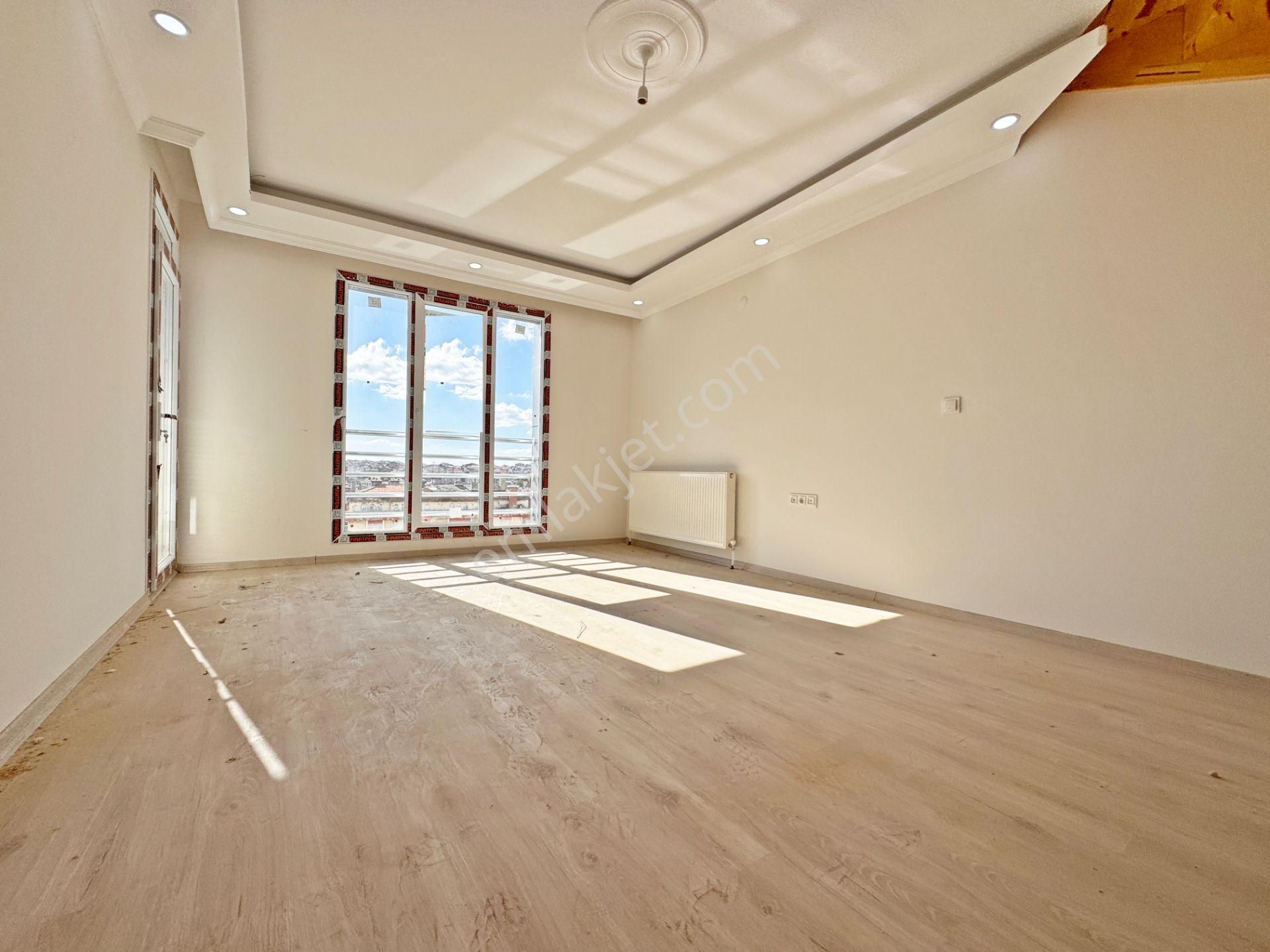 Home Vizyon'dan Bahçelievler Kocasinan Satılık Sıfır Lüx 4+1 Dublex Daire.