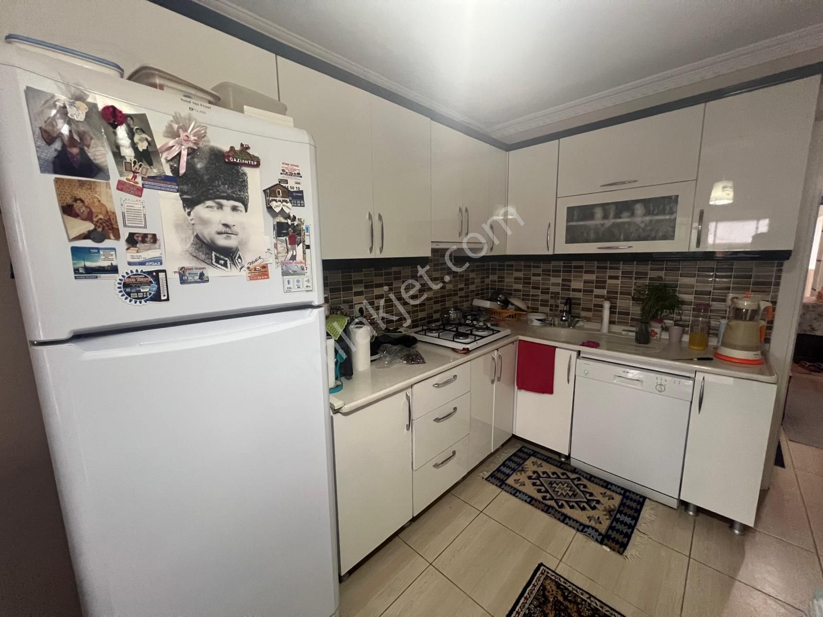 Kuşadası Güzelçamlı Merkezde Satılık Ara Kat 2+1 Daire