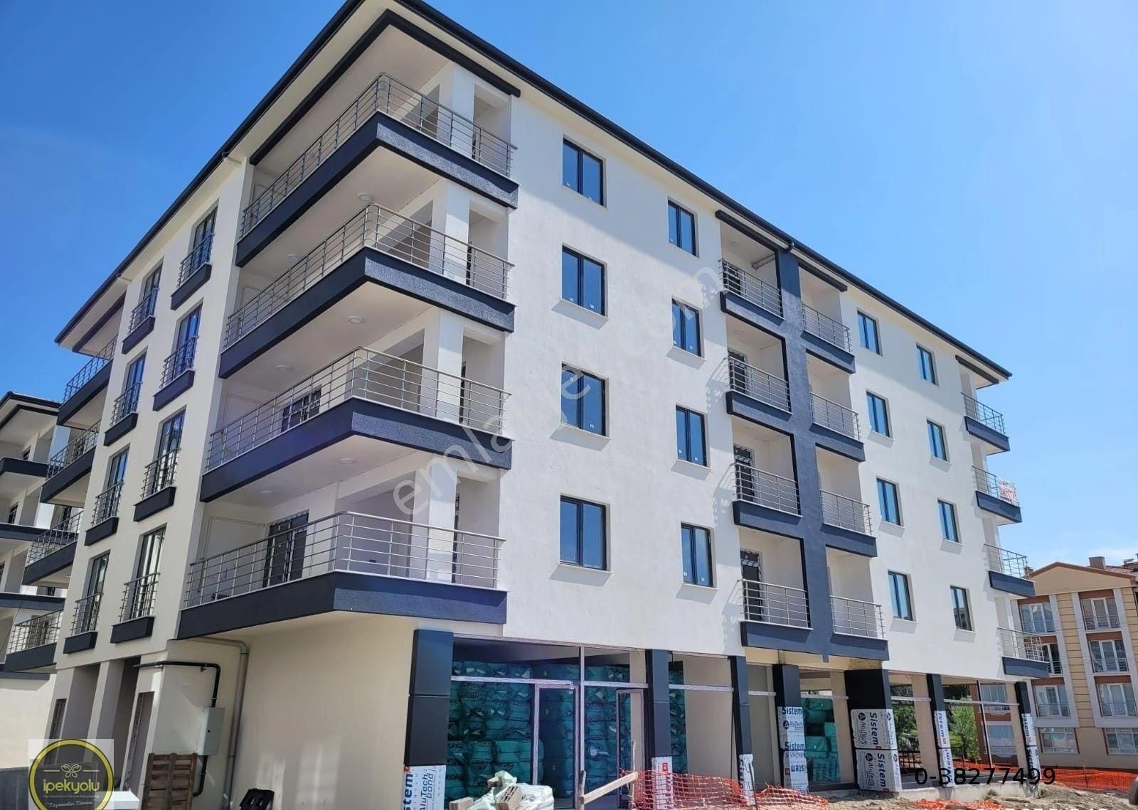 İpekyolu Gayrimenkul Den Hacıkara 3+1 Sıfır Satılık Daire