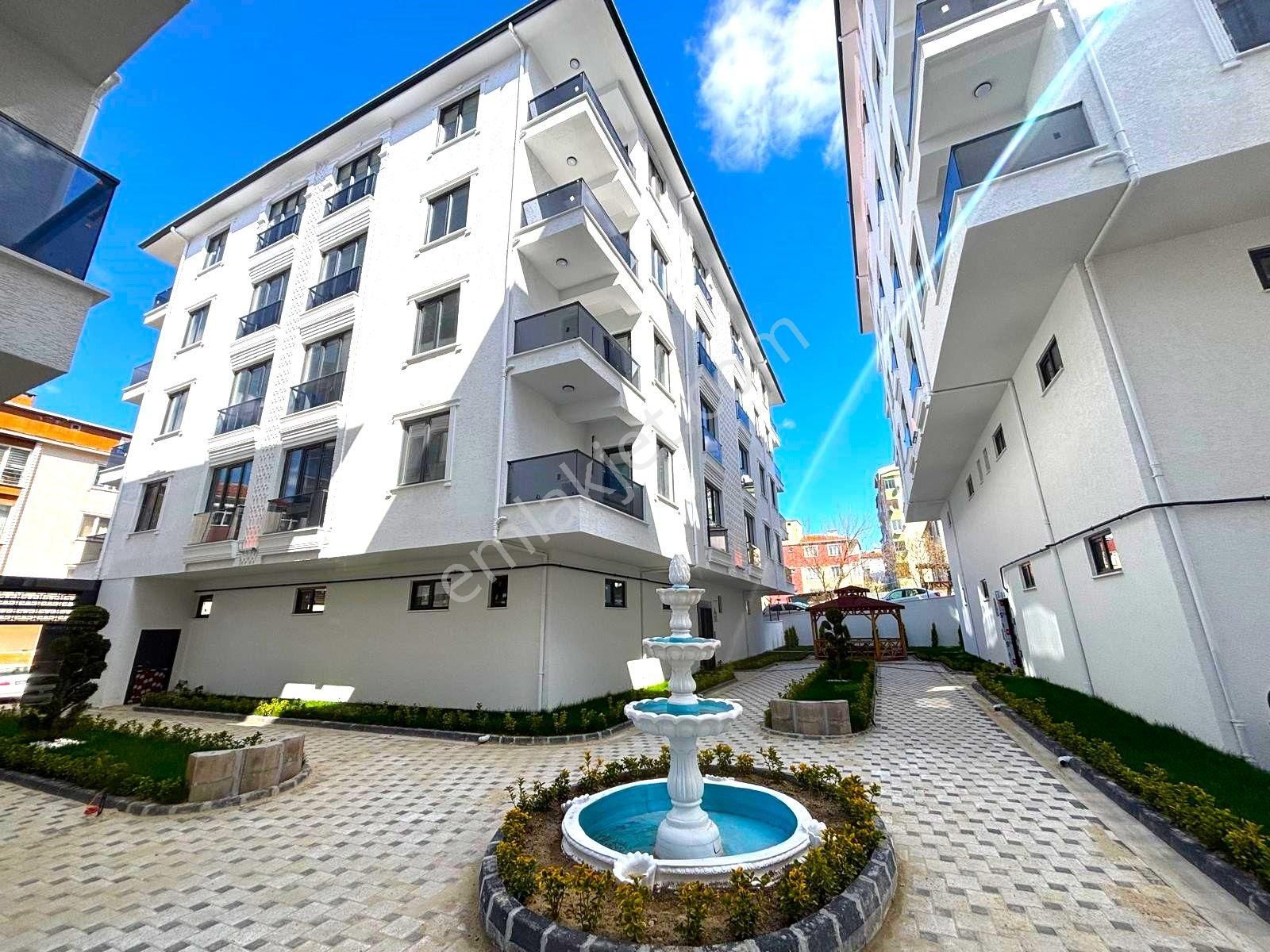 ***eryıldız İnşaat'tan***kapaklı'da Çarşı İçinde 7/24 Güvenlikli Site İçinde Ultra Lüx 3+1
