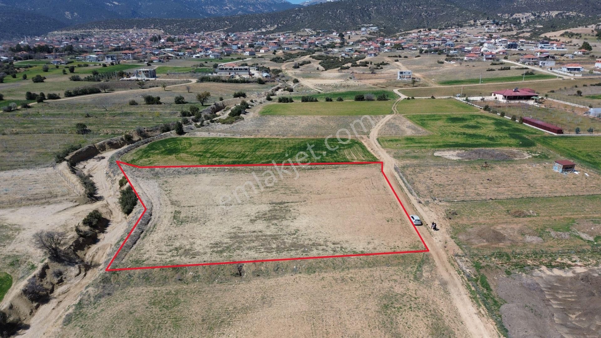 Korkuteli Yeşilyaylada Satılık 4266 M2 Problemi Olmayan Tarla - Görsel 3