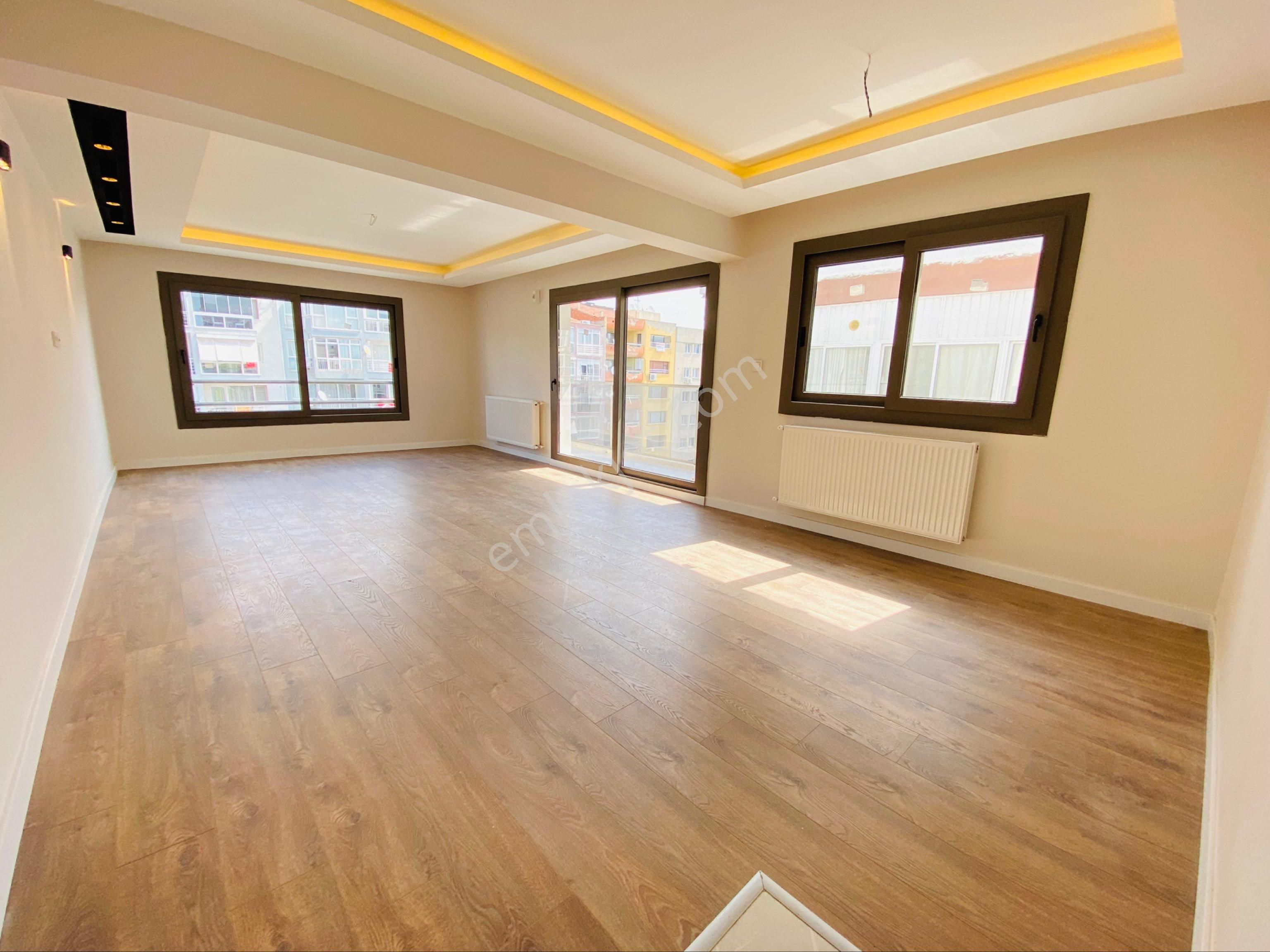 Fahrettin Altay Meydanda 3+1 130m2 Lüks Dekorlu Asansörlü Arakat Daire