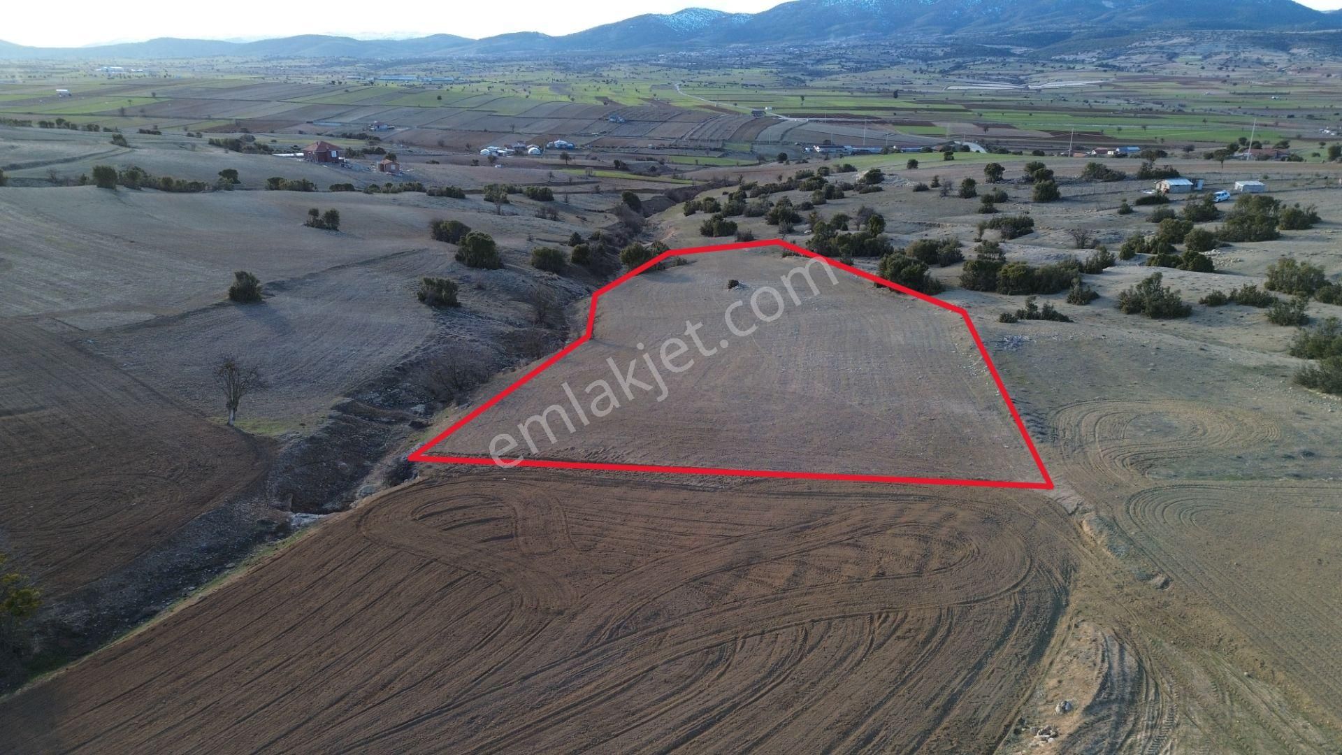 Korkuteli Yeltende Satılık 3825 M2 Tarla Yol Çok Yakın - Görsel 7