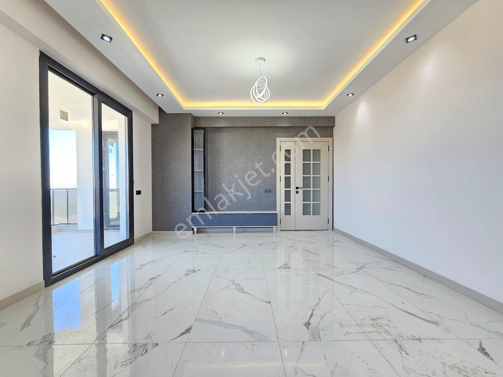 Denizli Yenişafak Ta 3+1 160 M2 Önü Açık Satılık Arakat Daire