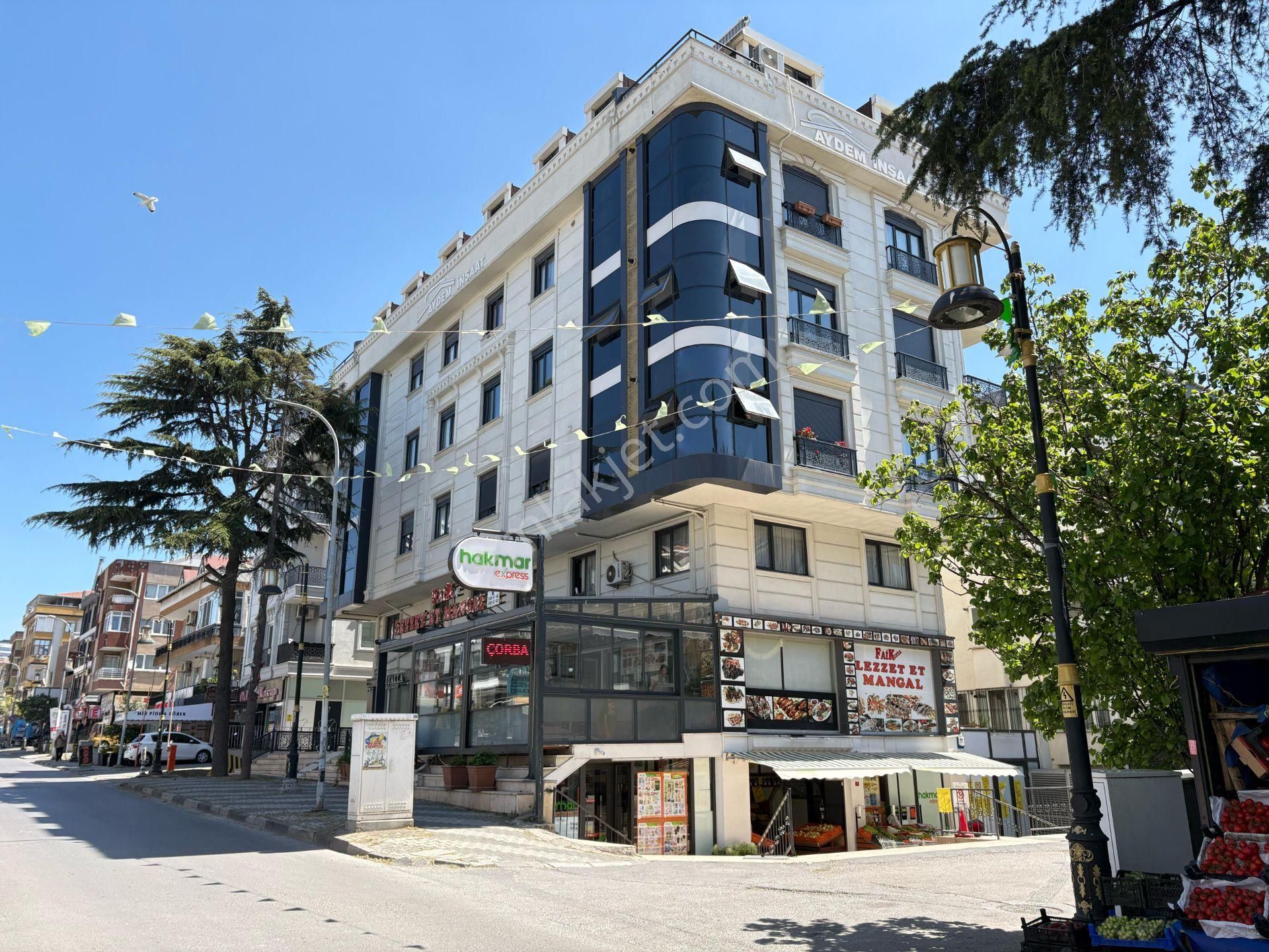 ▃artemin▃kadir Has Caddesi'nde Balkonlu Ön Cephe 85m² 3.kat 2+1!