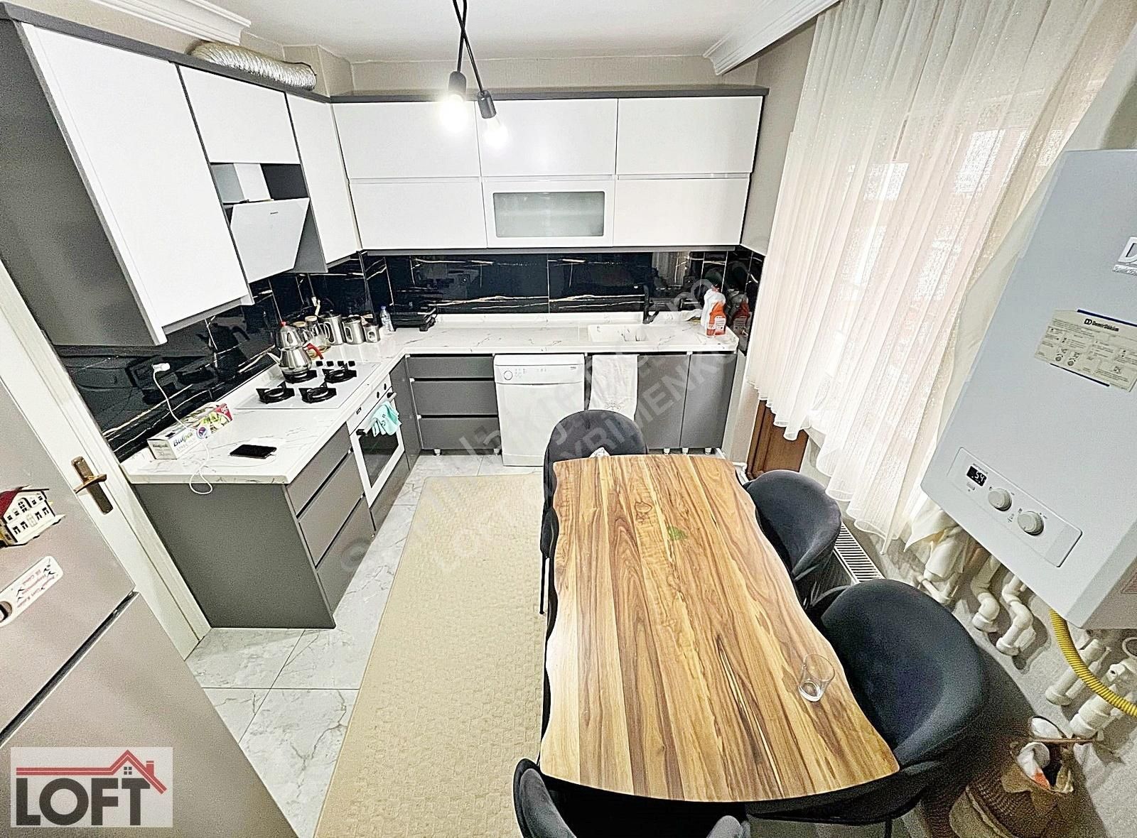 Loft'tan Kardeşlerde Antares Avm Yakını Full Yapılı Geniş 3+1!!