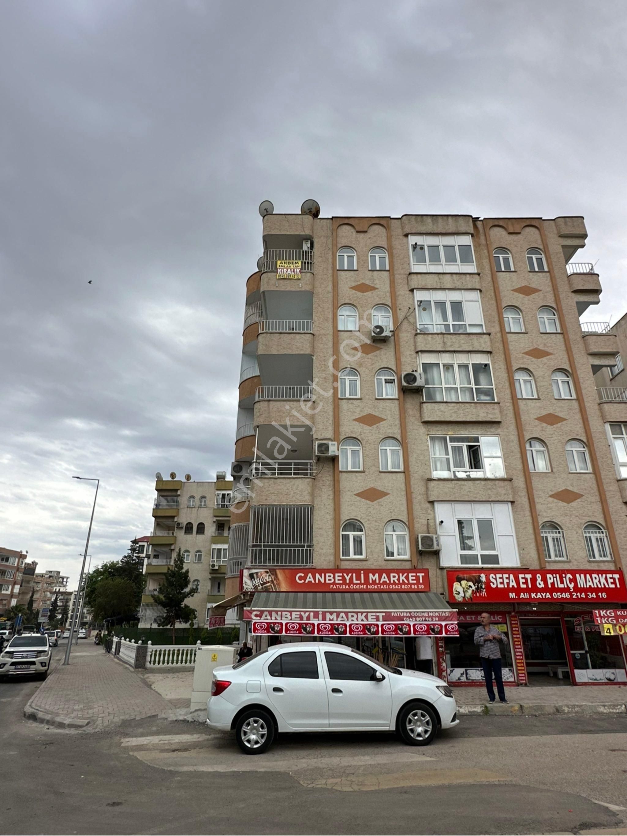 Akdem Emlaktan Kiralık 3+1 Daire