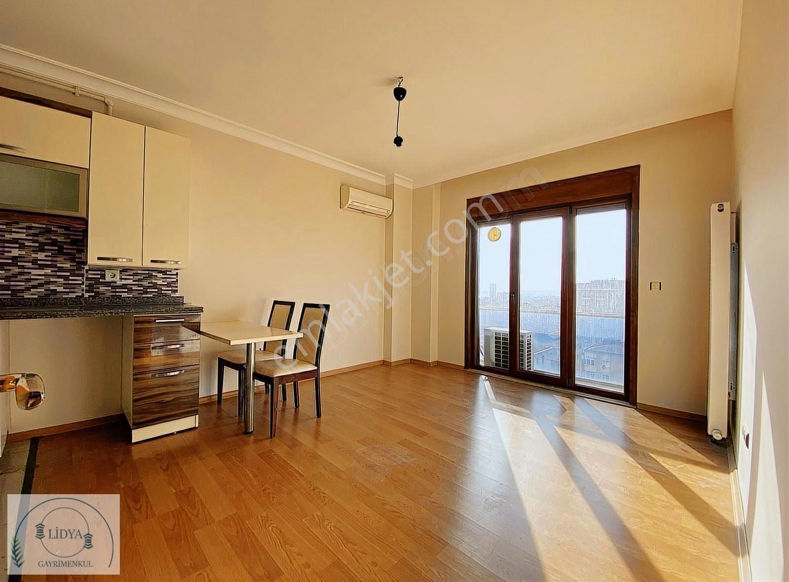 İnönü Mah. Butik Sitede Kat Ve Cephe Alternatifli 2+1 Daireler