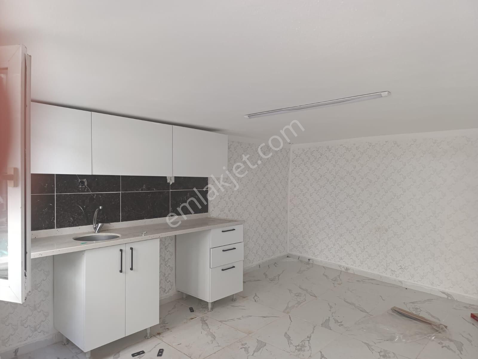 Mesken Emlakdn 75.yıl Mah Birysel Doğlgazlı Abonelr Bireysel 1+1
