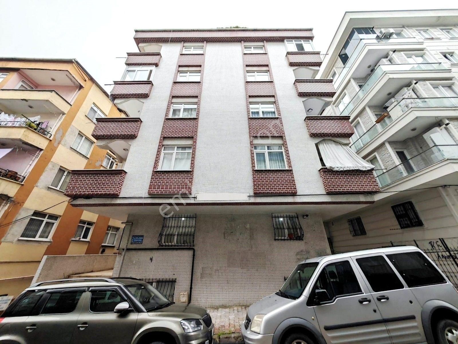 Tutar Emlak Dan Mevlana Cami Yakını 2+1 80 M2 3 Kat Krdiye Uygun