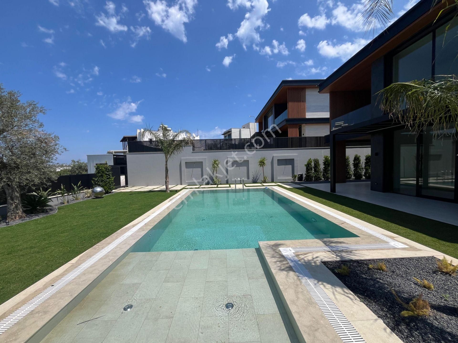 Bodrum Yalıkavak Satılık Özel Mimari Havuzlu Müstakil 4+1 Villa - Görsel 9