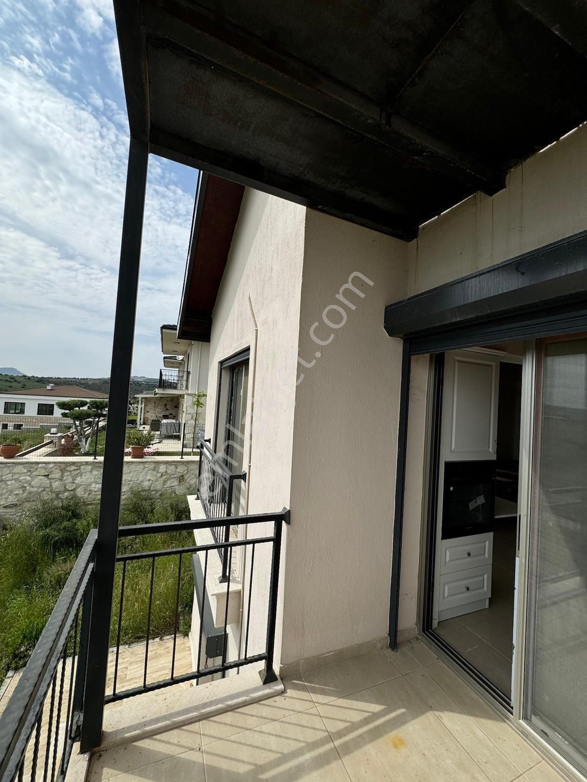 Turyap Foça'dan Foçaköy'de Site İçinde Satılık Dubleks Villa - Görsel 23