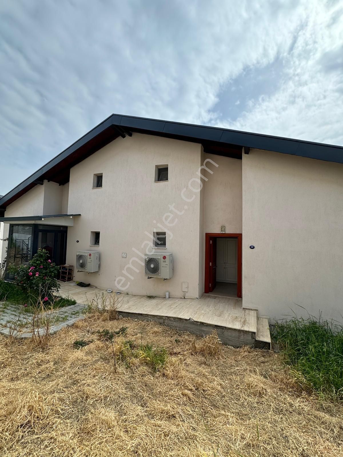 Turyap Foça'dan Foçaköy'de Site İçinde Satılık Dubleks Villa - Görsel 18