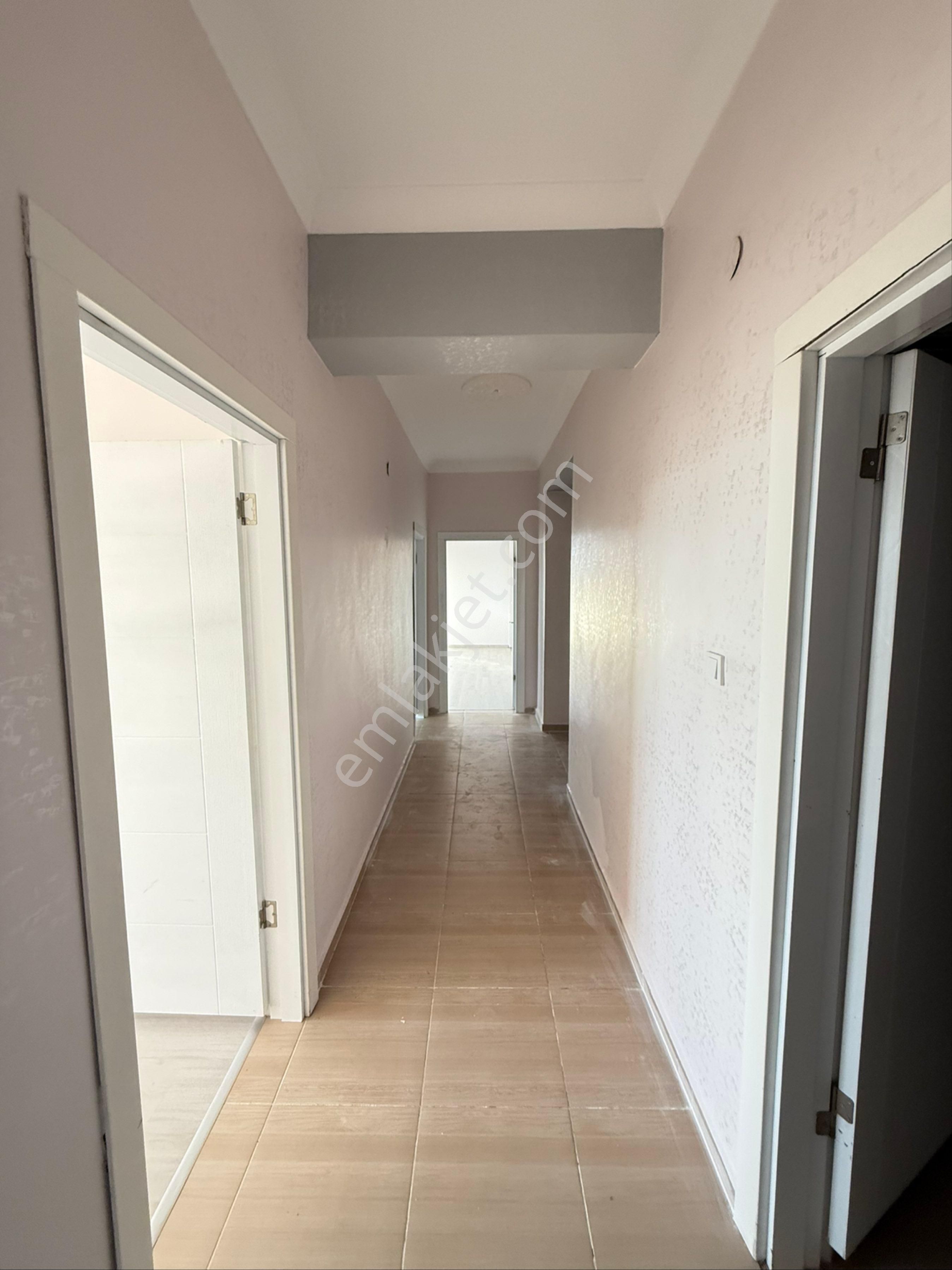 Barak Emlak'tan Hastane Arkası Kiralık 3+1 Dairemiz