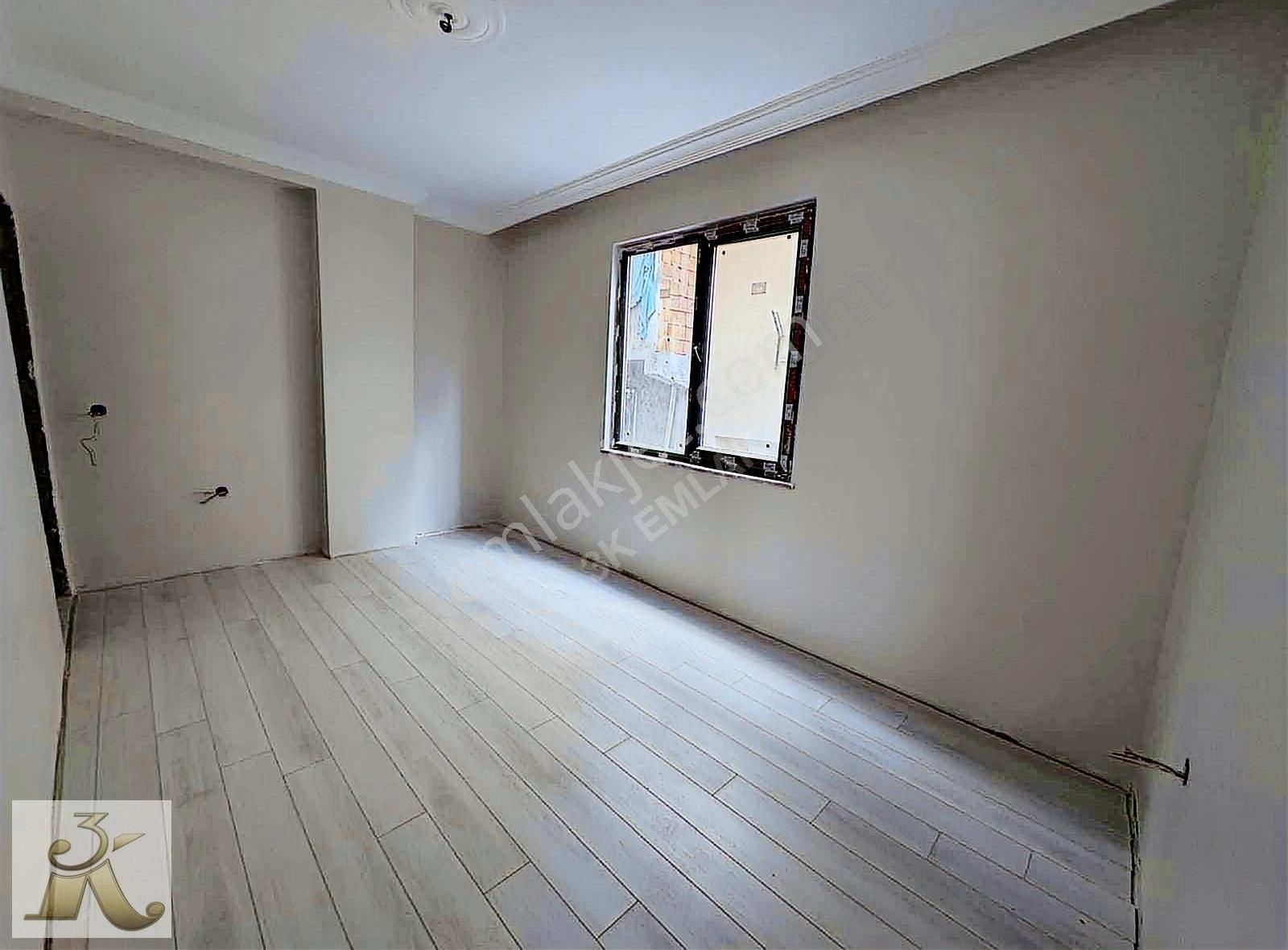3k Emlak'tan Satılık Balkonlu Ara Kat 2+1 Sıfır Daire