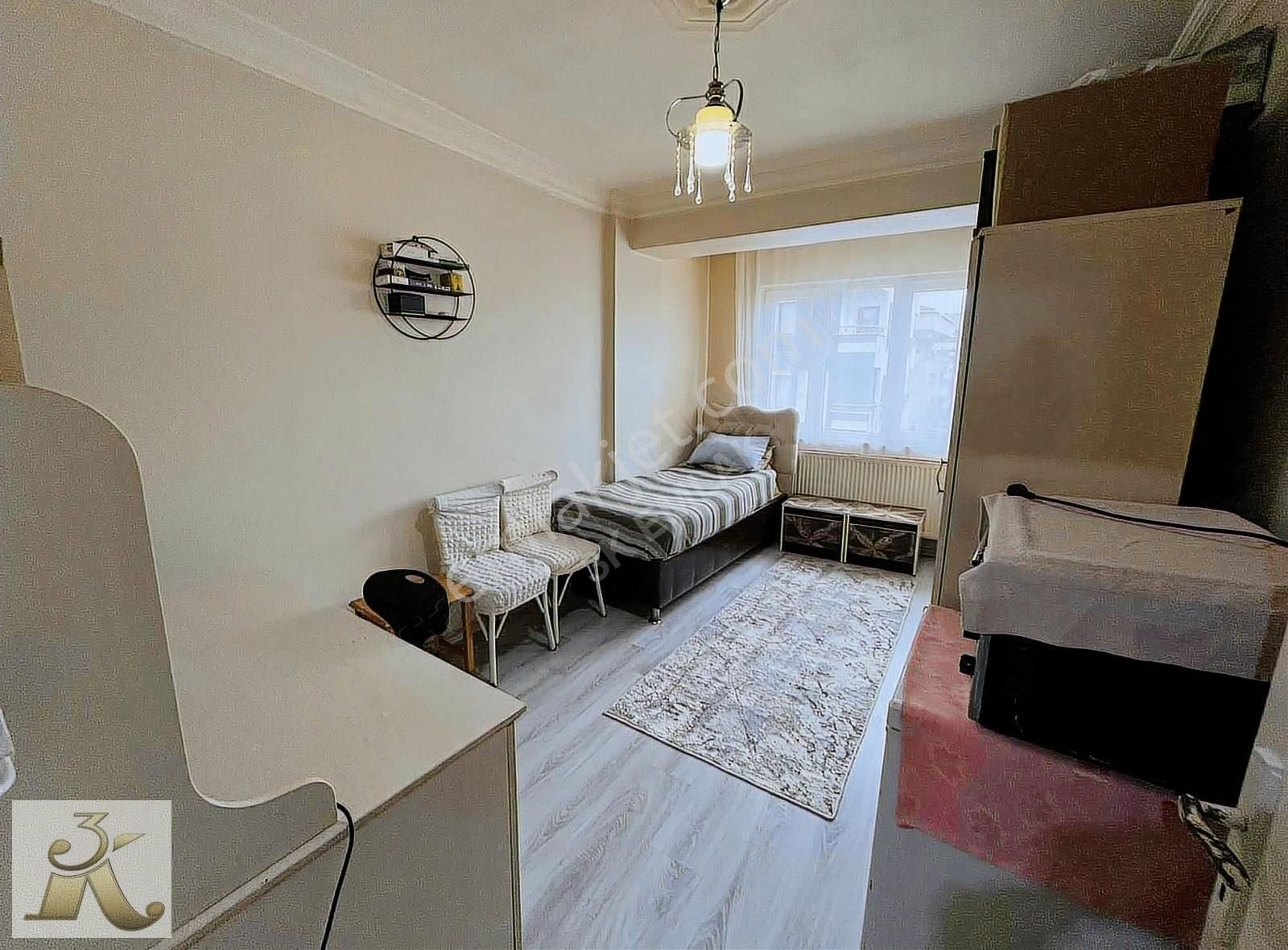3k Emlak'tan Balkonlu Ara Kat Masrafsız Satılık Daire
