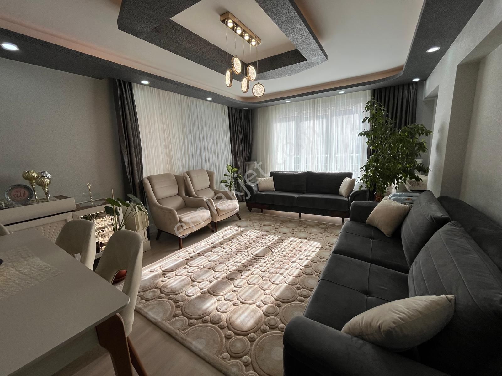 Relax'tan Ana Cadde Üstü Ara Kat Lüx Yapılı 3+1 Asansörlü Kaçmaz
