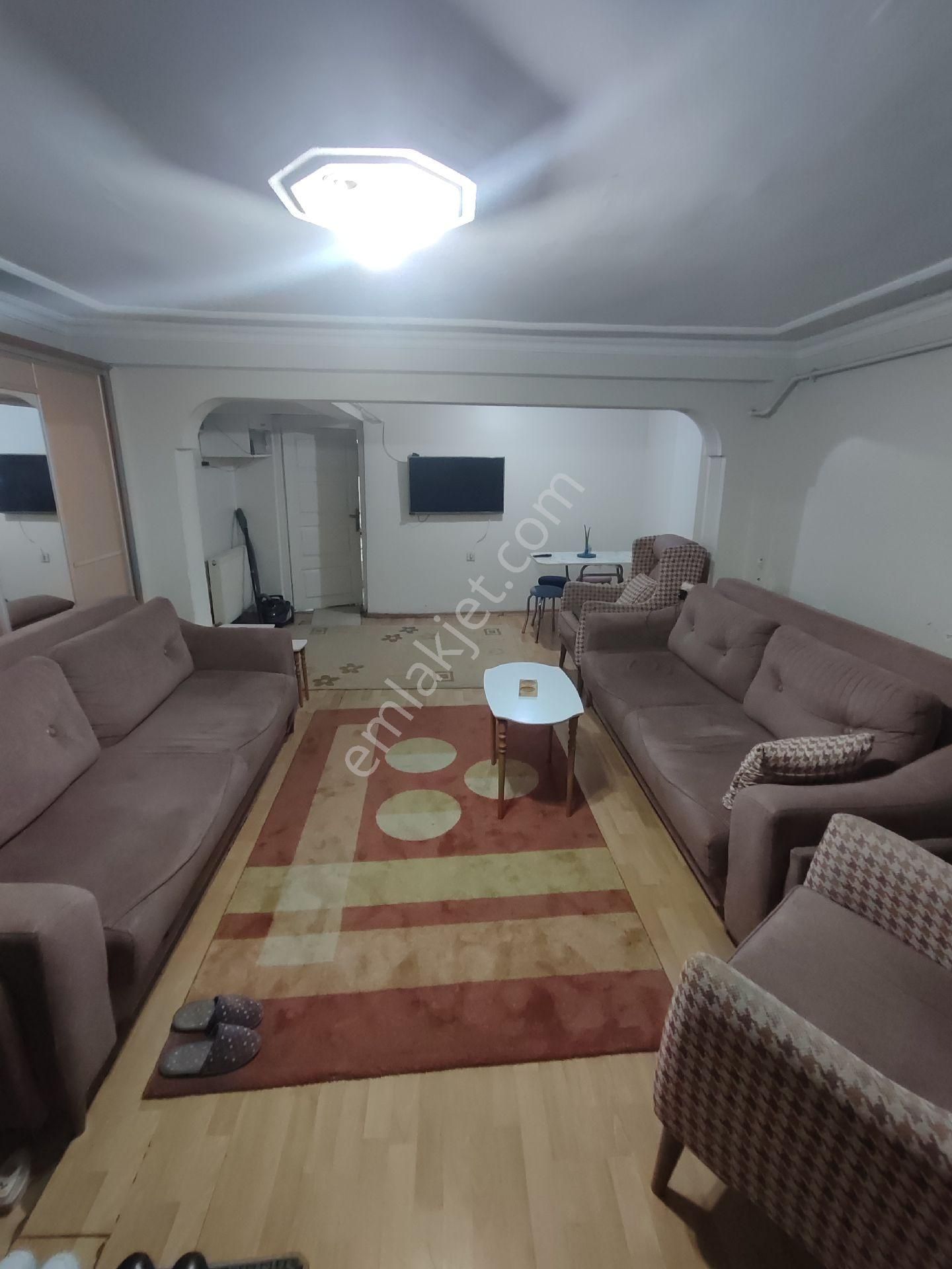 Cerrahpaşada 3+1 Eşyalı Kiralık Daire