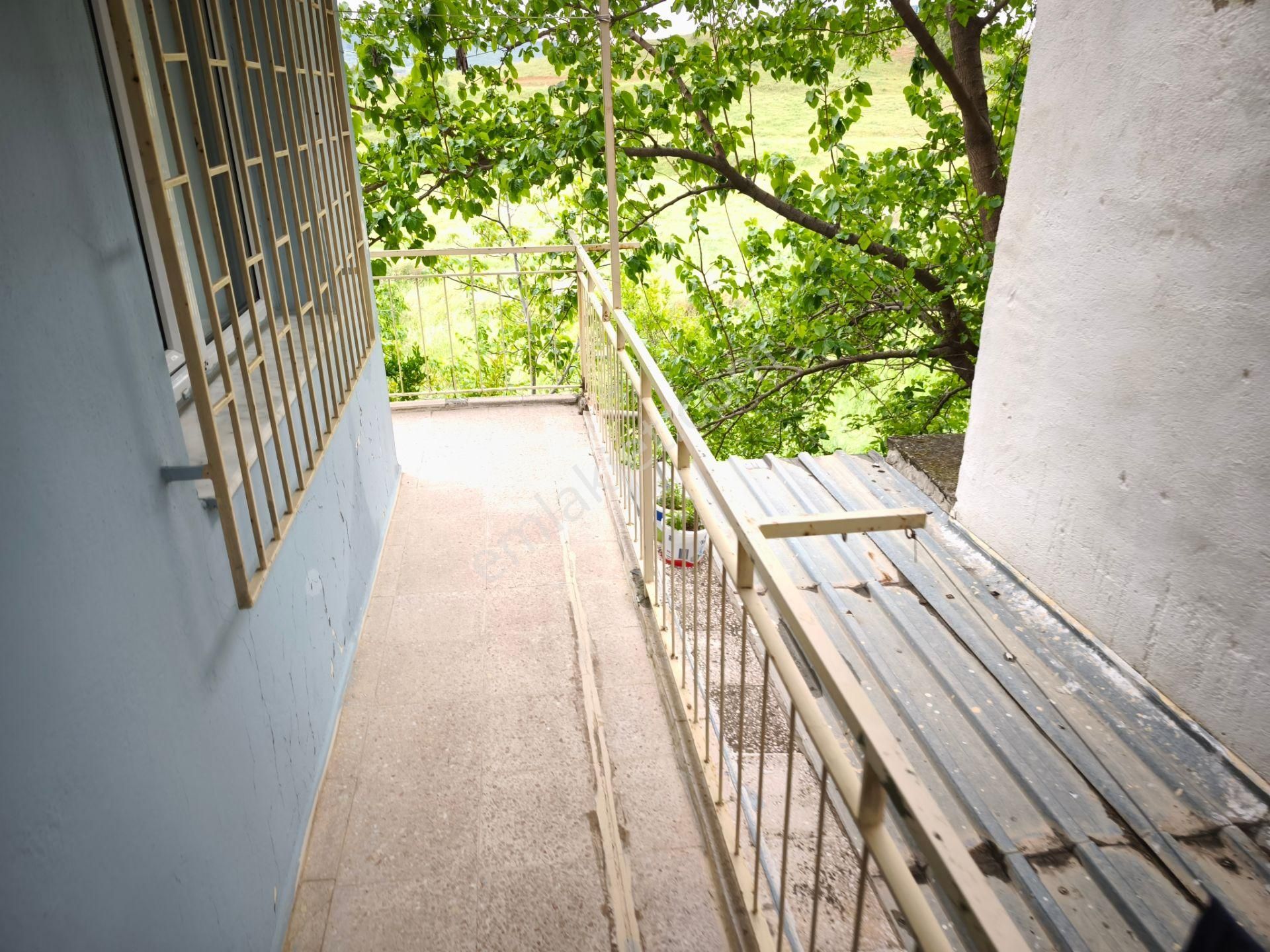 Aktepe Anayola Yürüme Mesafesi 5 Dakika 4 Katlı Satılık Bina - Görsel 17