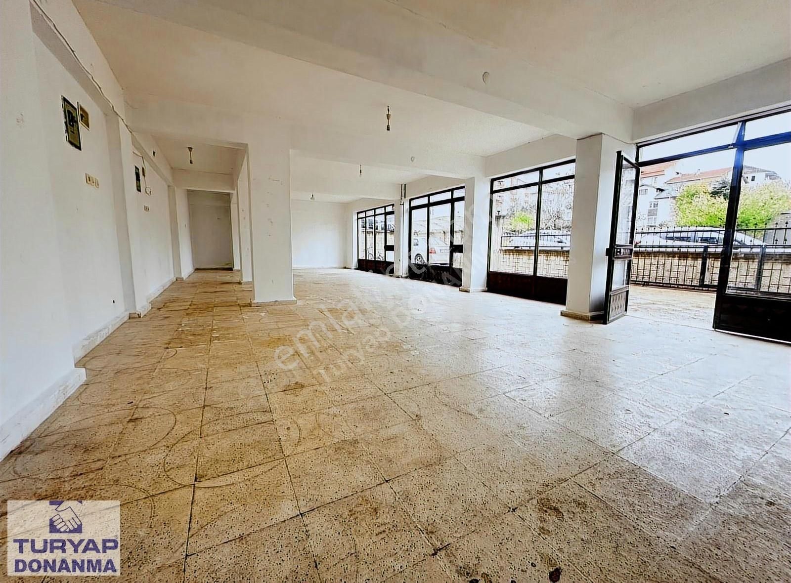 Piyalepaşa'da Geniş Kiralık Depo!