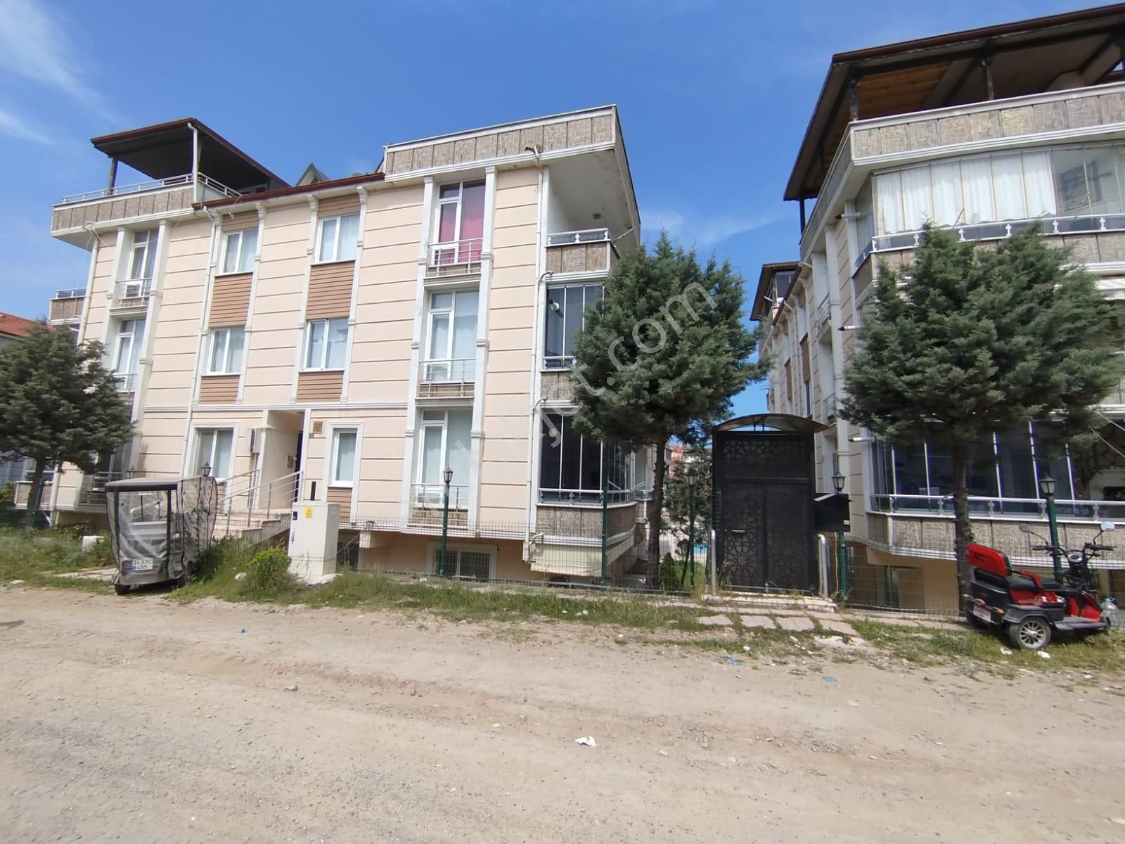 Yalı Mahallesinde Sahil Park Çevresi 2+1 Fırsat Daire