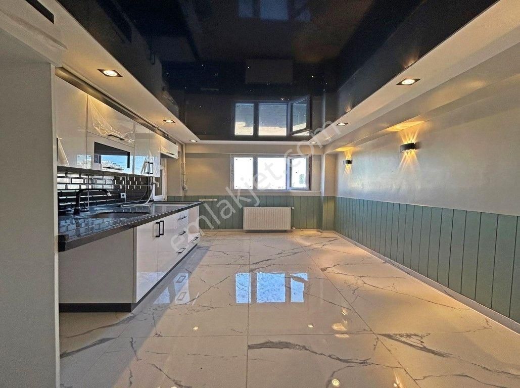 Başkent Yapı'dan 2+1 Şık Tasarımlı Geniş M2 Satılık Daire
