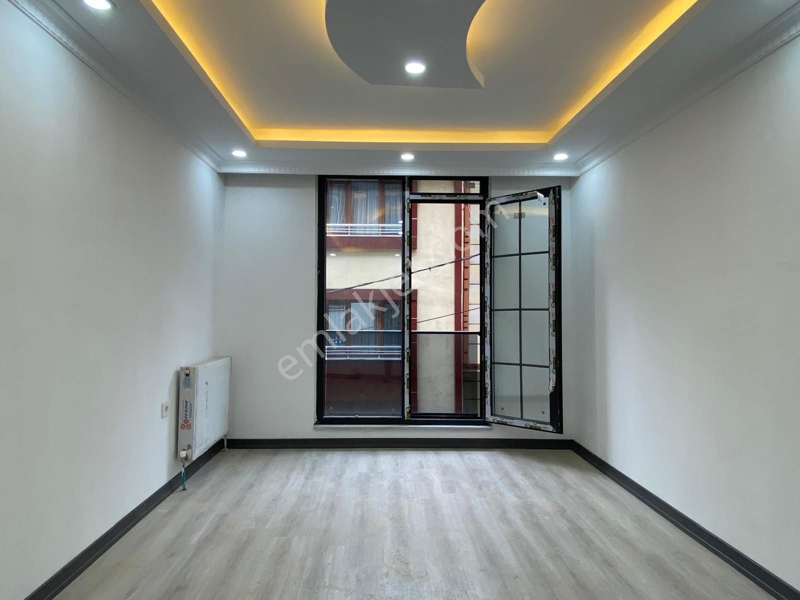 Loft'tan Halkalı'da 2+1 90m Sıfır Tapu Masrafından Muaf 1.kat