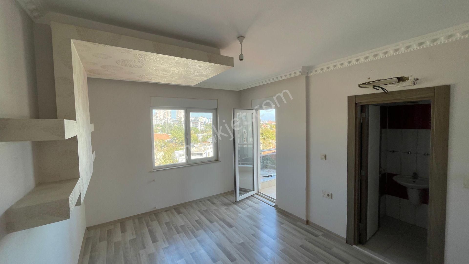 Site İçi Güvenlikli, Kapalı Otoparklı, Yüzme Havuzlu Daire - Görsel 10