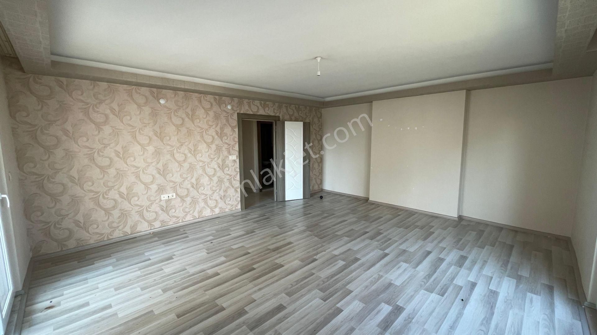 Site İçi Güvenlikli, Kapalı Otoparklı, Yüzme Havuzlu Daire - Görsel 5