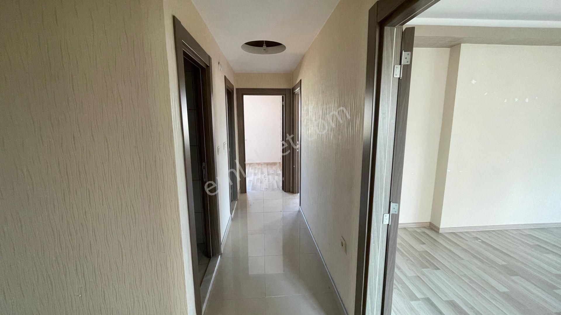 Site İçi Güvenlikli, Kapalı Otoparklı, Yüzme Havuzlu Daire - Görsel 6