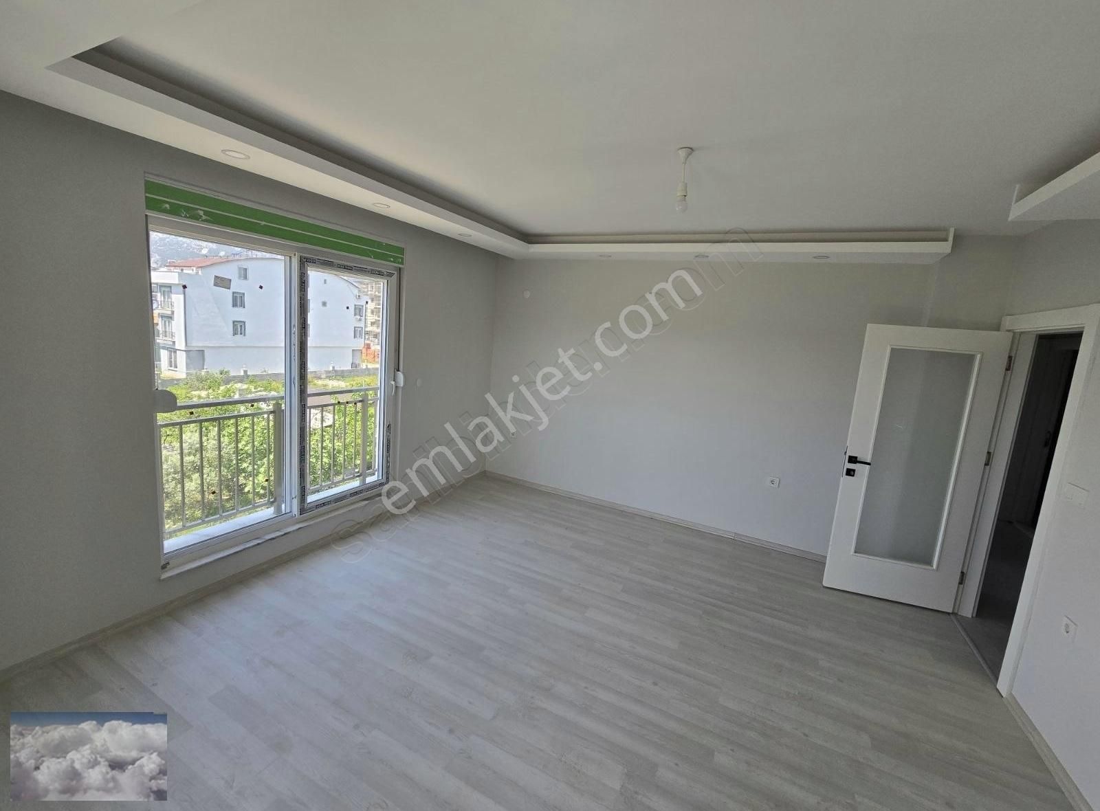 Döşemealtı Yeniköyde Ayrı Mutfaklı Sıfır 2+1 Kiralık Daire