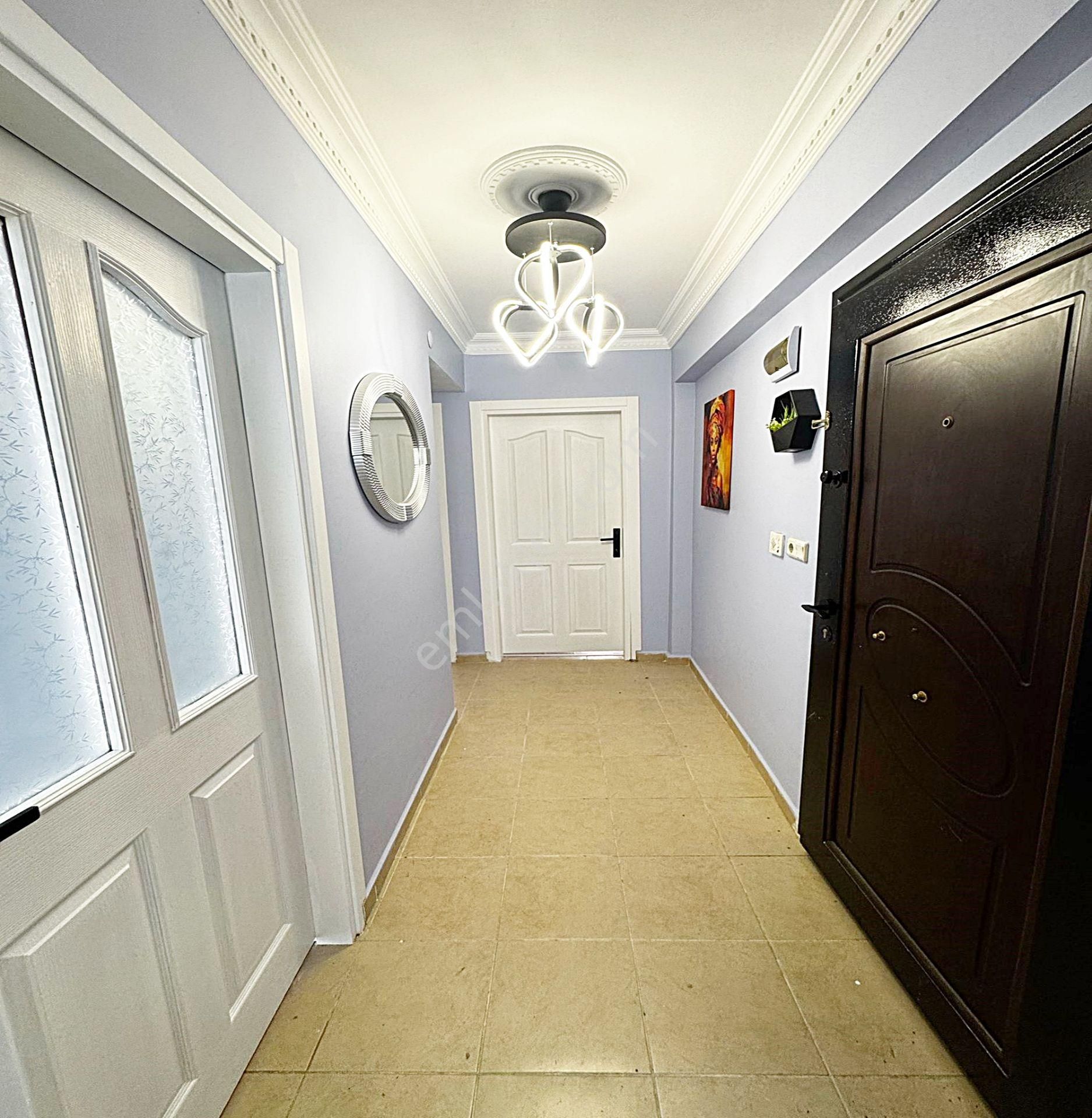 Metrobüse Marmara Park Avm Ye Çık Yakın 2+1 130m2 Satılık Daire - Görsel 6