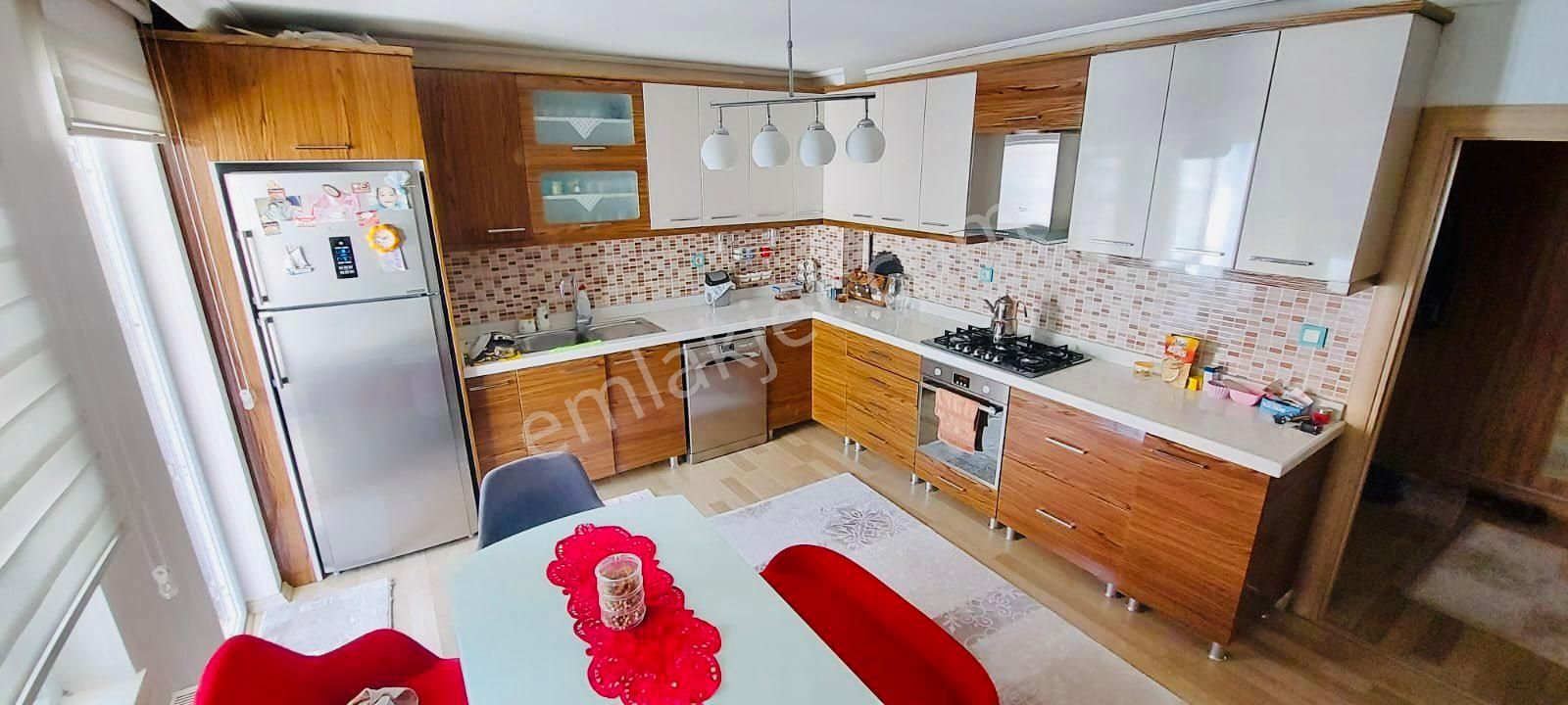 (3152) Aktepe'de 4+1 E.banyolu Geniş Full Yapılı Fırsat Dairesi