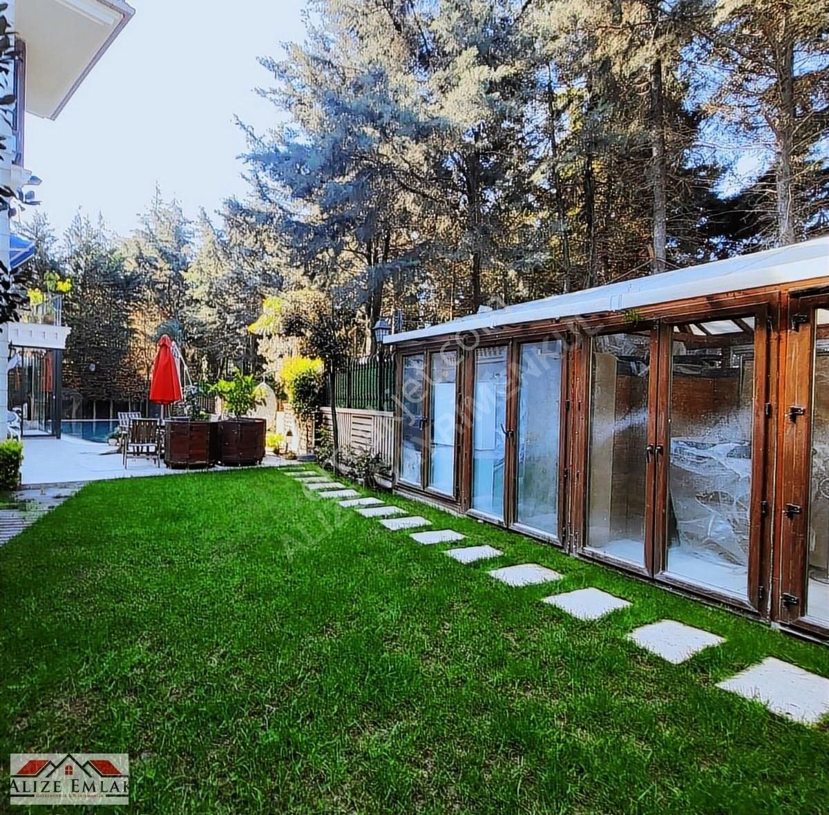 Alizeden Halkalı Atakent Soyakta İdialı Villa Açıklamayı Okuyun - Görsel 37