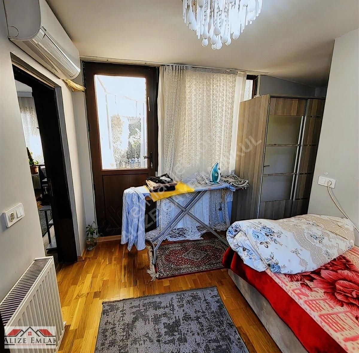 Alizeden Halkalı Atakent Soyakta İdialı Villa Açıklamayı Okuyun - Görsel 22