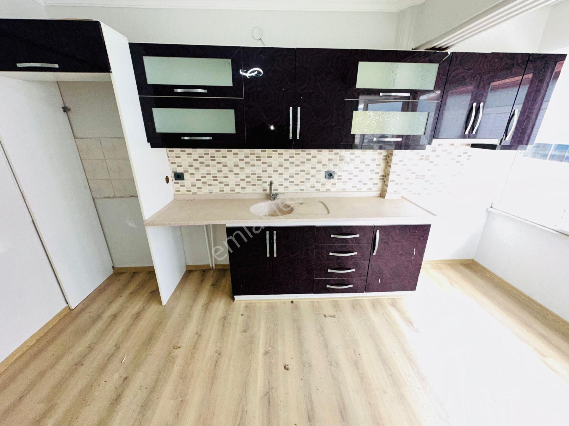 Akçay İkizçay Da 3+1 Geniş Satılık Daire