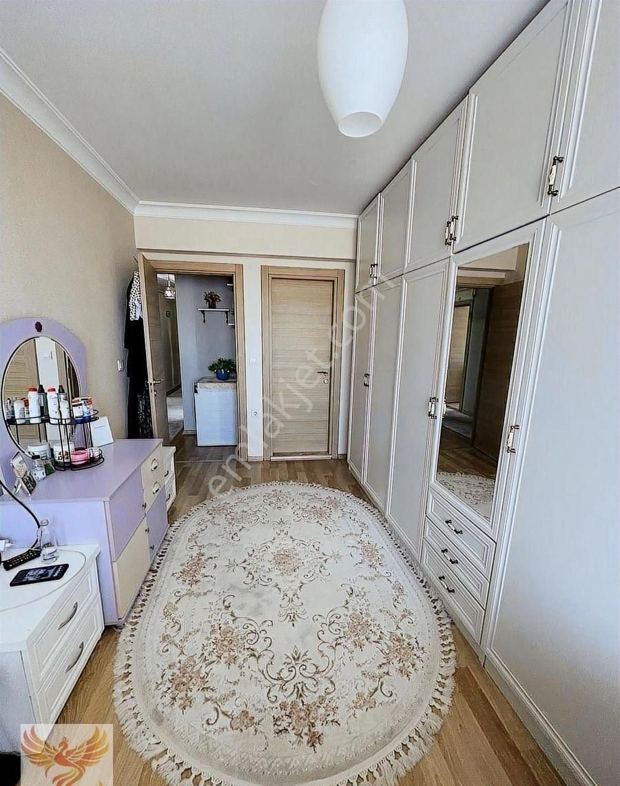 Quattro' Dan 3+1 Site İçerisinde Doğalgazlı, Geniş Satılık Daire