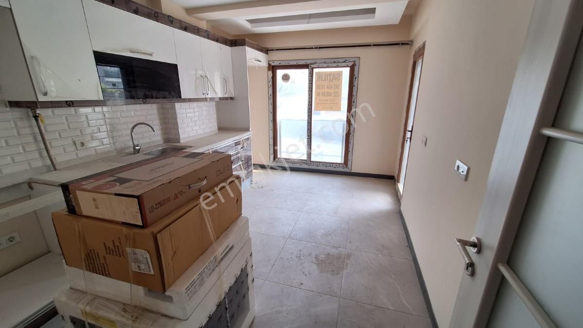 Efeler Mah. Site İçinde 3+1 Arakat 150 M2 Satılık Daire