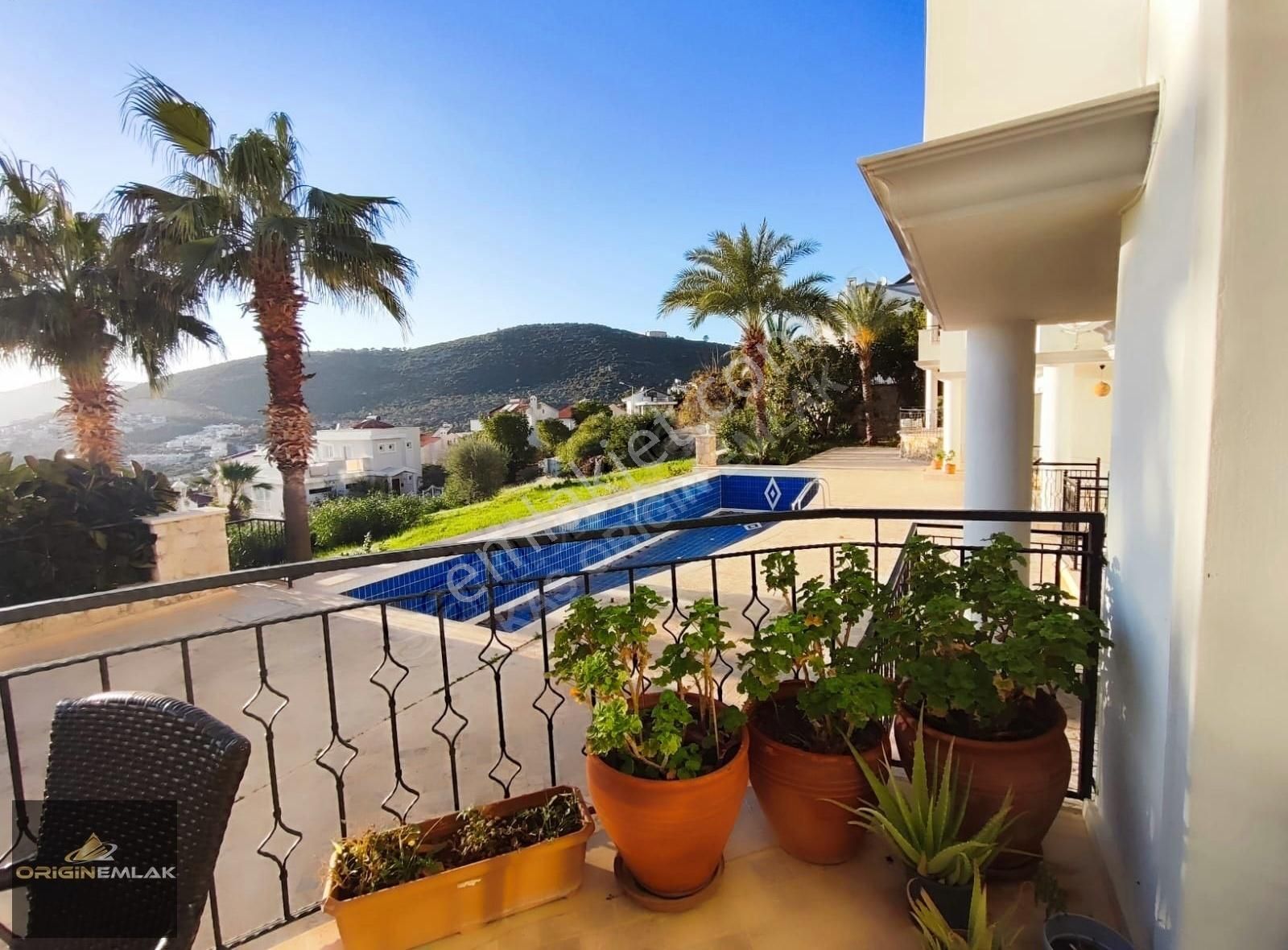 Kalkan'da Muhteşem Deniz Manzaralı,havuzlu Kiralık Dubleks Daire